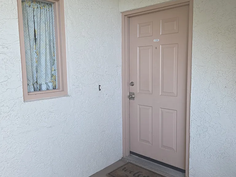 1503 SE Royal Green Cir — Photo 12