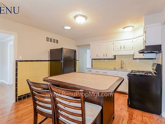 5th image of 160 Saint Madeleine Ln
