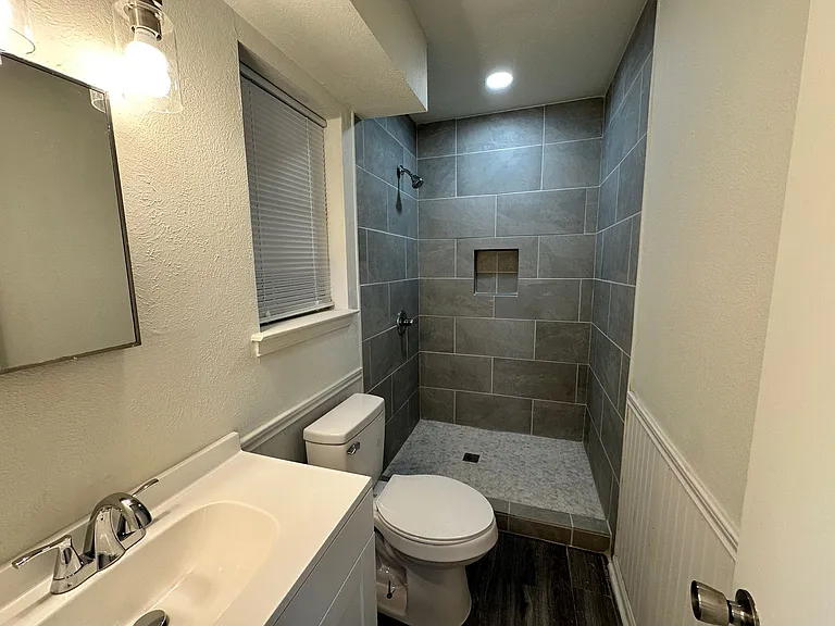 2509 Garden Dr — Photo 13
