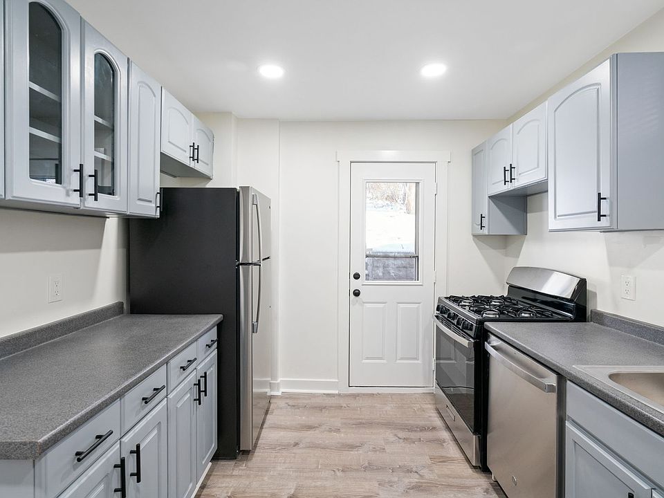 1st image of 1301 Bellaire Pl