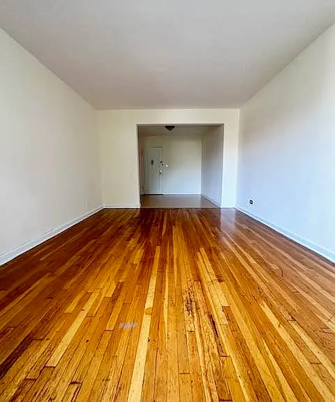 280 Bay 38 St #3 — Photo 2
