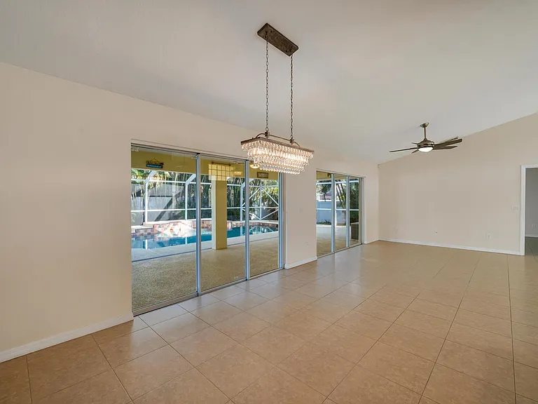 4209 SW McClellen St — Photo 6