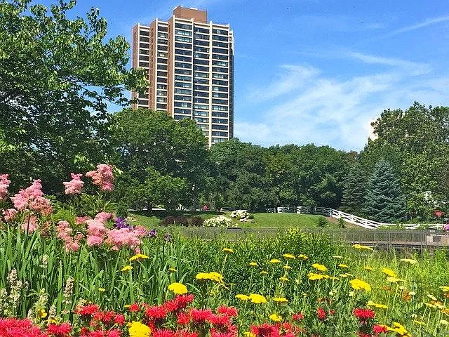 1850 N Clark St #2307 — Photo 34