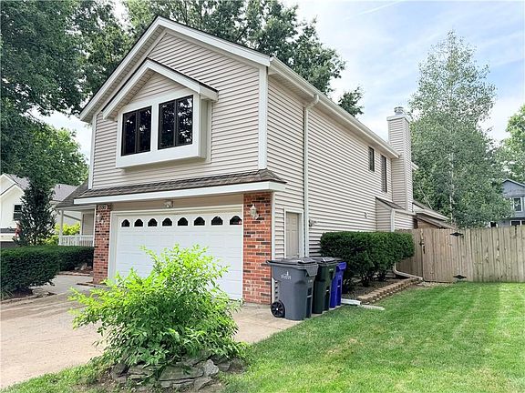 2nd image of 15911 W 150th St