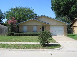 405 Blue Bonnet Trl, Garland, TX