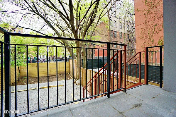 Rented by Citi Habitats | media 32