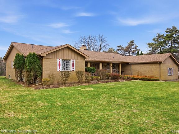 4th image of 7670 Seven Mile Rd