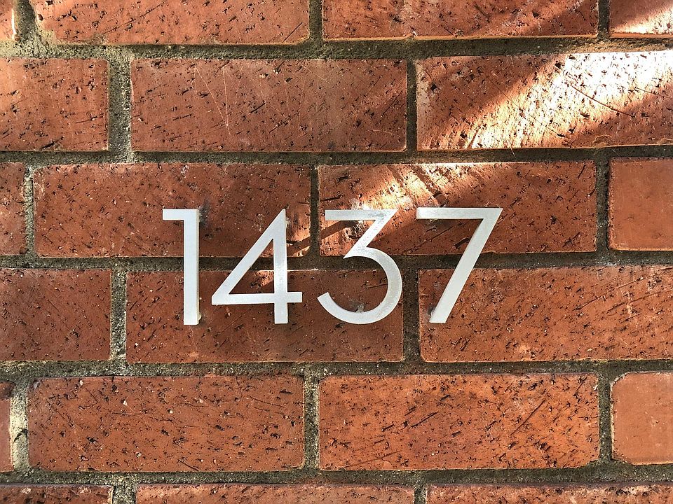1st image of 1437 Stanford St