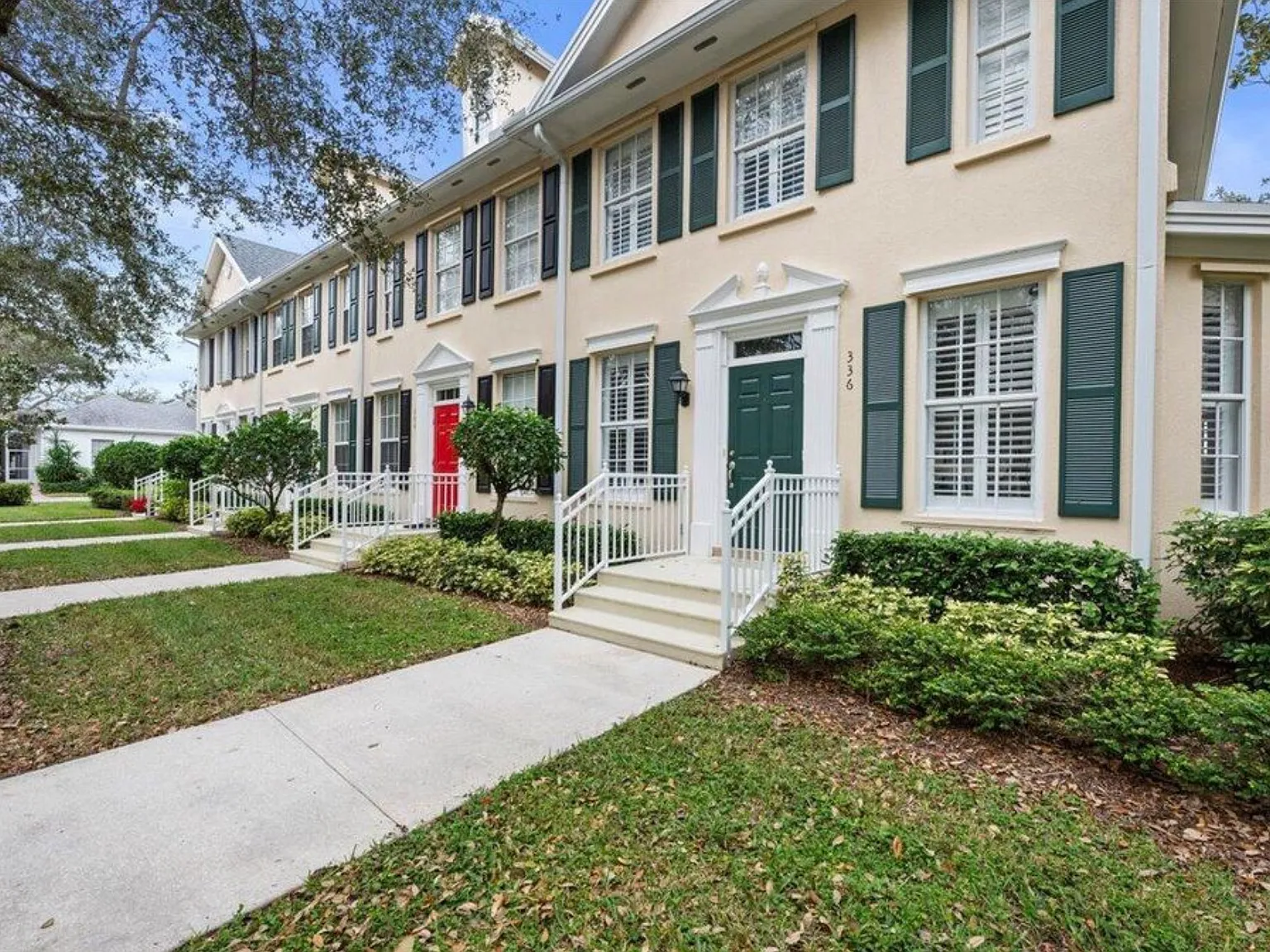 3 bed, 1413 sqft, $6,750 — Photo 2