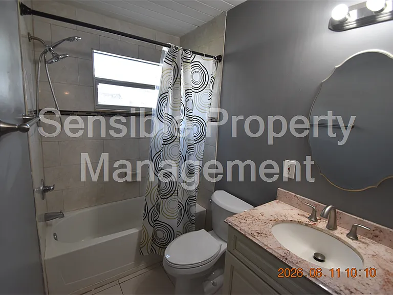 1906 E Bougainvillea Ave — Photo 19