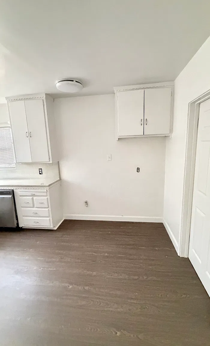 2 bed, 1.5 bath, 1487 sqft, $2,300 — Photo 4