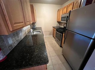 836 Broadway APT 3, Bayonne, NJ 07002