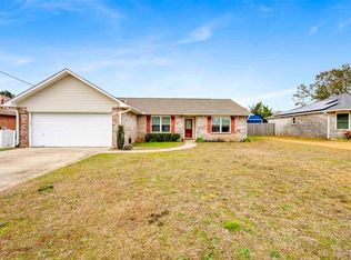 2121 Coral Creek Dr, Pensacola, FL 32506