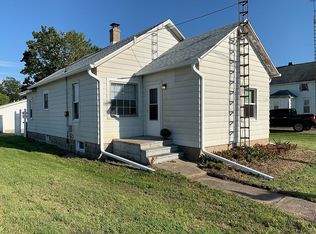 302 Route 71, Standard, IL 61363