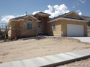 5230 Shadow Rock Dr, Cheyenne, WY 82009