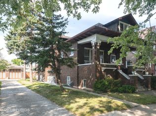 2216 Grove Ave, Berwyn, IL 60402