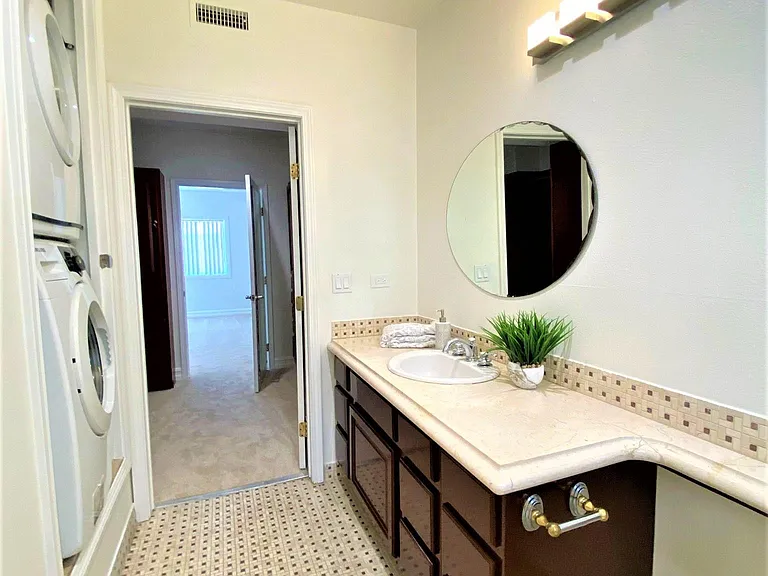 1467 S Holt Ave #1 — Photo 14
