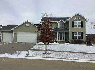 1455 9th St SW, Mount Vernon, IA 52314
