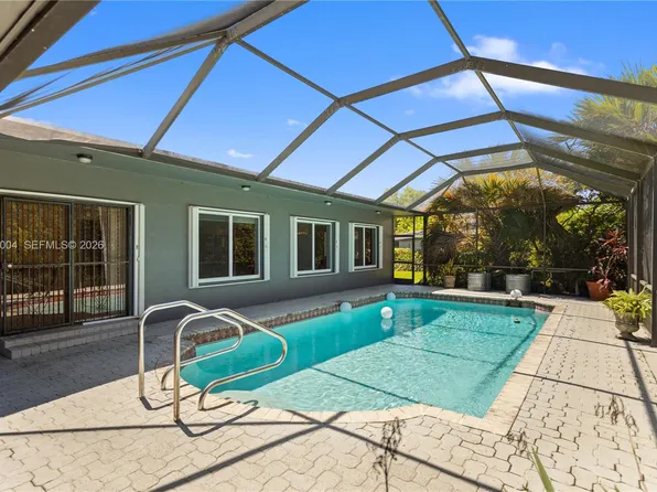 9299 NW 13th Ave, Miami, FL 33147