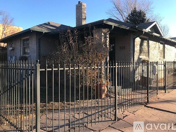 1st image of 525 E 5th Ave