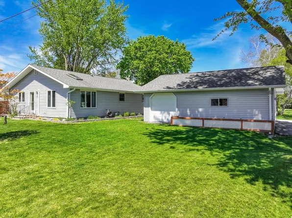 116 Grant St, Winneconne, WI 54986