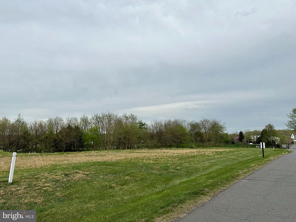 2nd image of 22962 Creighton Farms Dr