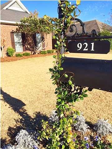 1st image of 921 Hallwood Ln