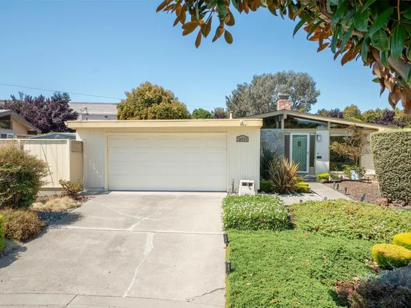 24757 Pear St, Hayward, CA 94545