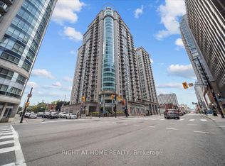 234 Rideau St #2010, Ottawa, ON K1N 0A9