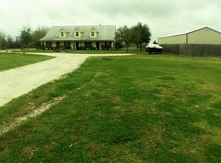 2154 Eastridge Ln, Madisonville, TX 77864