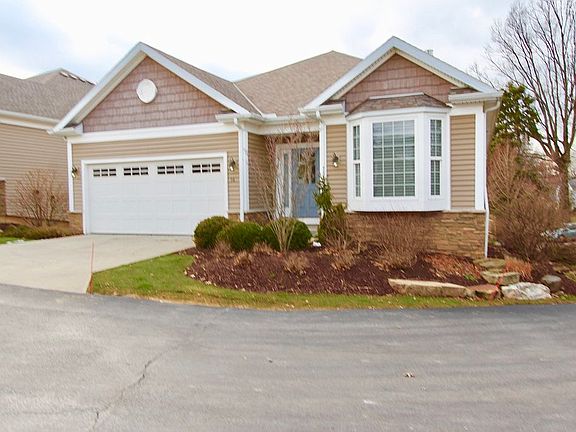3rd image of 16 Bristol Ln