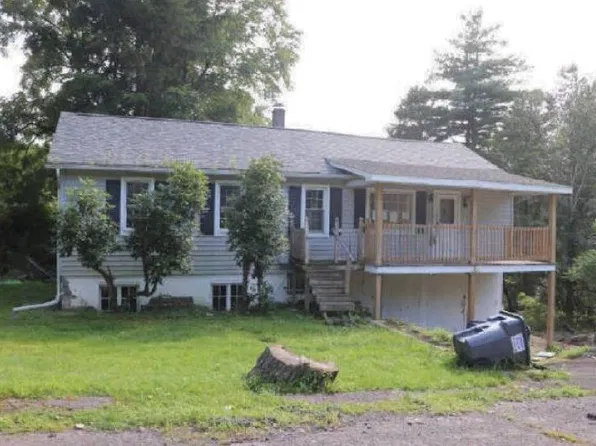 187 Hillside Ave, Harveys Lake, PA 18618