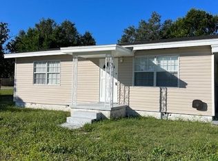 136 Palm Leaf Ave, Lake Wales, FL 33898