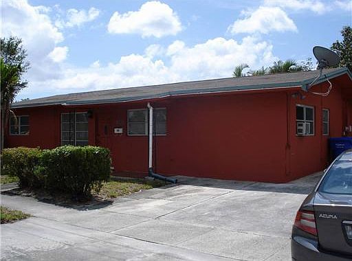 1st image of 820 NW 73rd Avenue