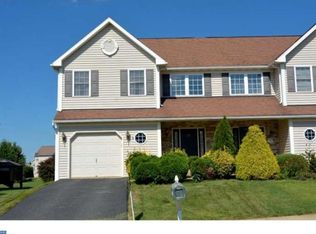 17 Michigan Dr, Sinking Spring, PA 19608