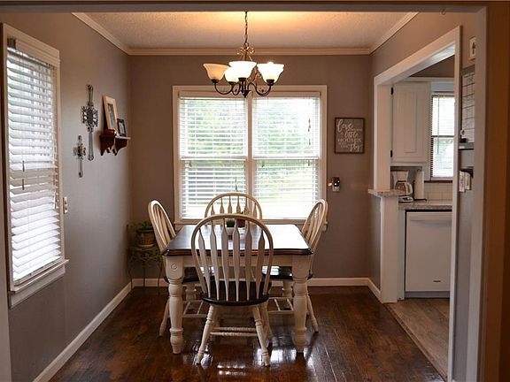 Dining room open to living and kitchen-plenty of room for your dining room table!
