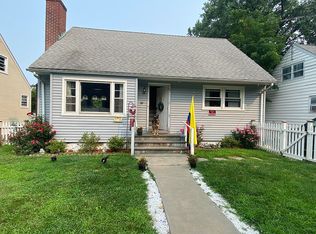 10 Lorraine St, Bridgeport, CT 06604