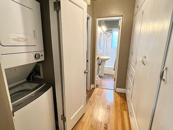 4th image of 509 Montclaire Dr NE #A