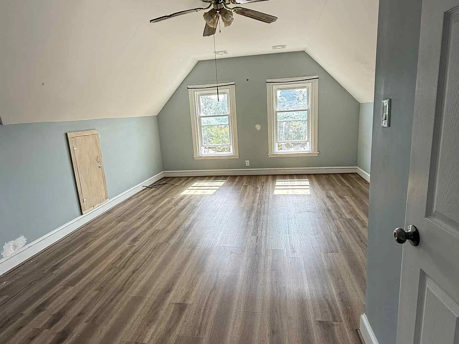 5 bed, $4,450 — Photo 4