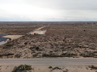 637 1st St NE, Rio Rancho, NM 87124