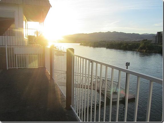 3rd image of 1379 Riverfront Dr