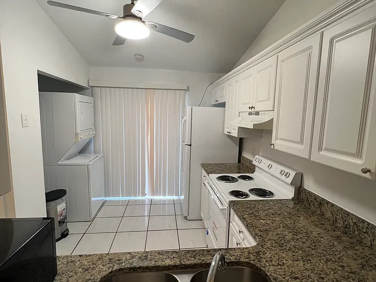 18 Silver Park Cir — Photo 10