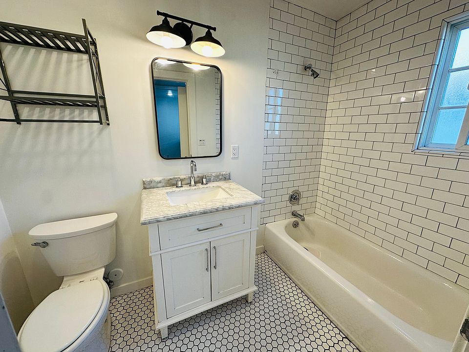 2nd image of 16 W Mission St #20