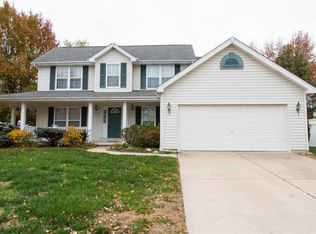 325 Huntleigh Manor Dr, Saint Charles, MO