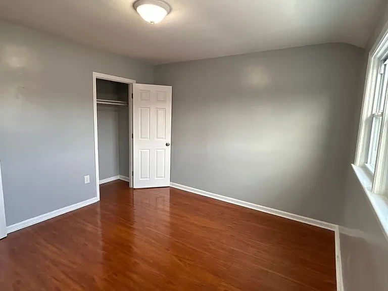 1409 Nicolay Way — Photo 6