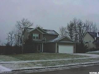 1st image of 4926 Gateway Dr