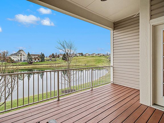 2nd image of 885 Borderlands Dr