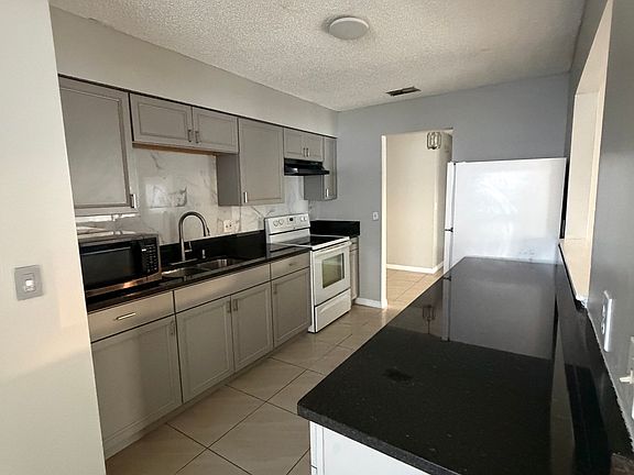 5th image of 1225 Piney Branch Cir