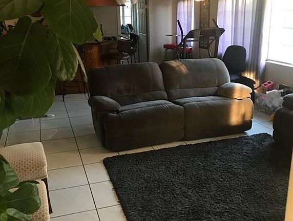4th image of 10132 Lanett Ave