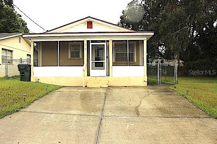 1st image of 516 W 14th St